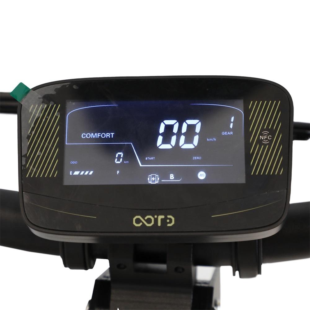 OOTD T30 Three-wheeled electric scooter, dual 1600W motors, 60V 31.2Ah battery, 13-inch off-road tires, maximum load capacity 200kg