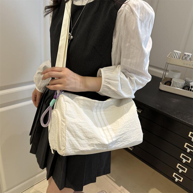 Ins Trendy Toast Casual Messenger Bag Sports Fashion Short Trip Pillow Bag Lightweight Striped Shoulder Bag