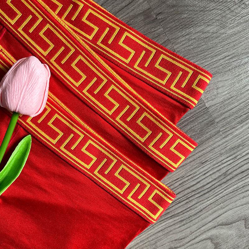 Ярко-красные мужские трусы-боксеры: Освежающий стиль разделения, дышащая поддержка мошонки, плоский дизайн штанины