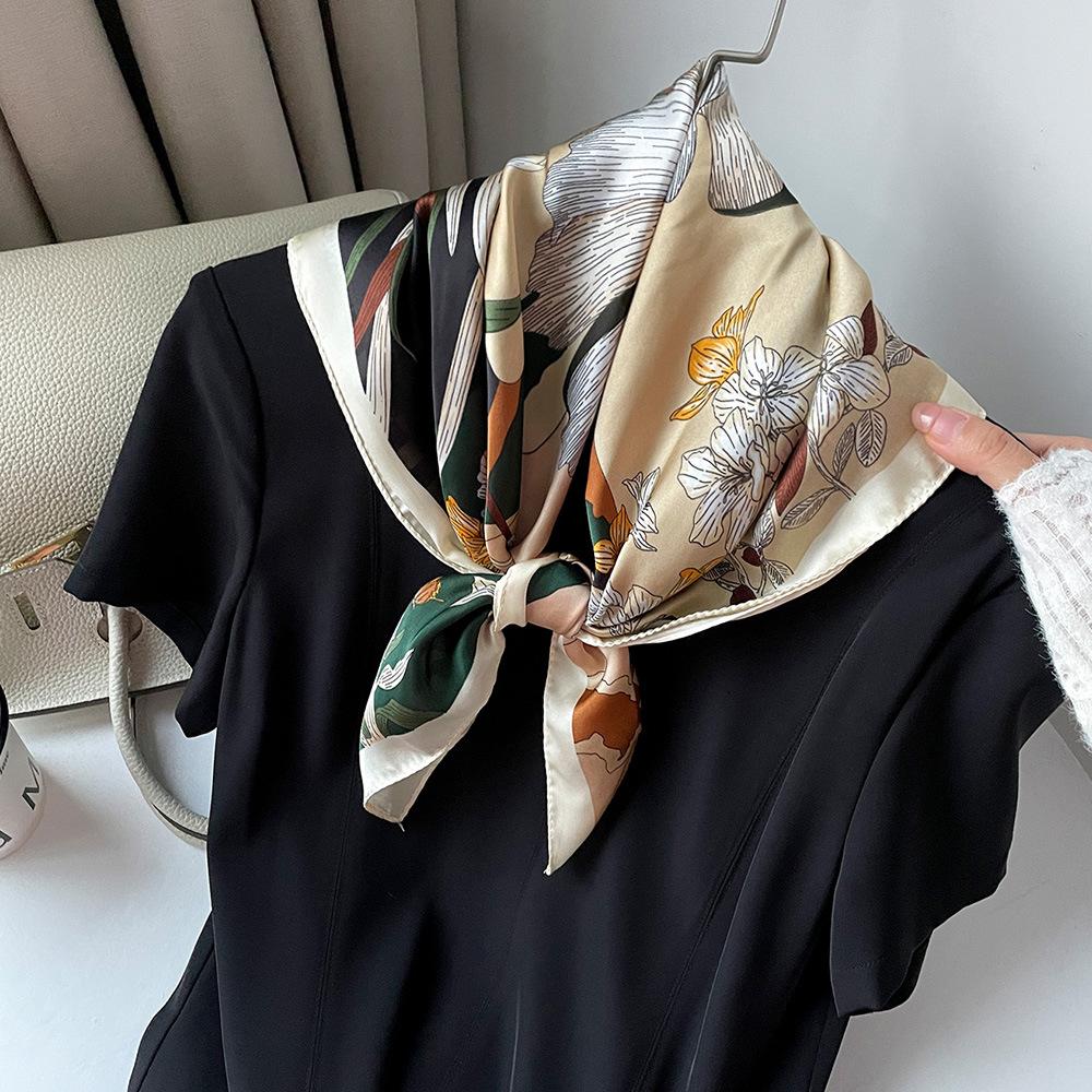 Literary and retro small square scarf geometric printing imitation silk scarf sun protection neck scarf versatile shirt professional scarf