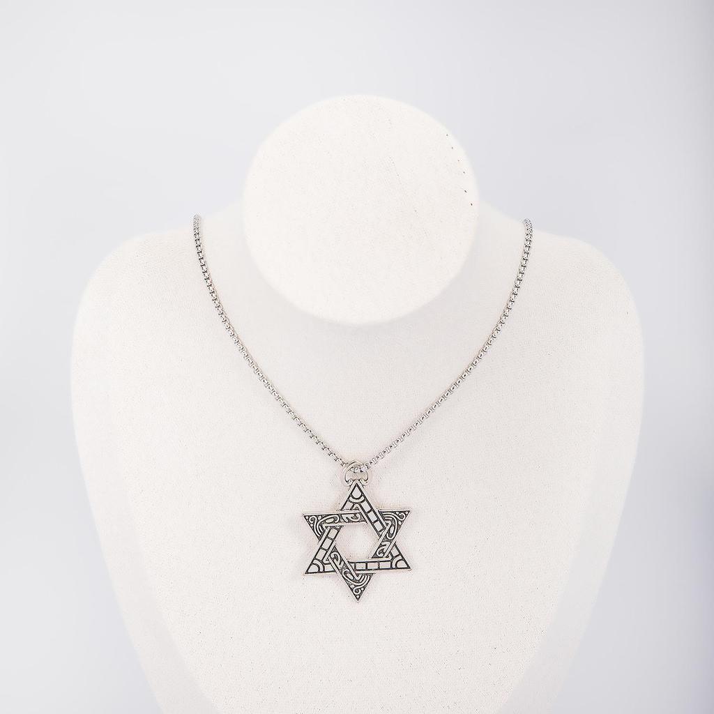 Versatile Clavicle Chain: Hip Hop Titanium Steel Necklace with 13 Pendant Styles + Square Pearl and Rhinestone Details