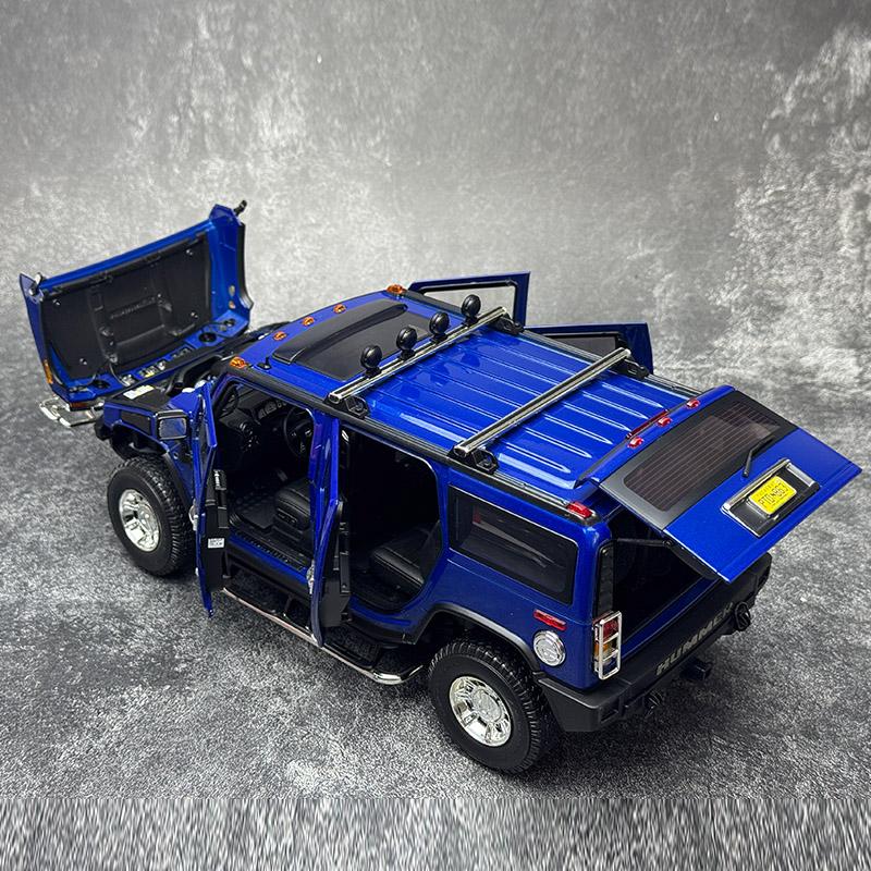Car diecast model 1/18 Hummer H2 car model static display holiday gift collection