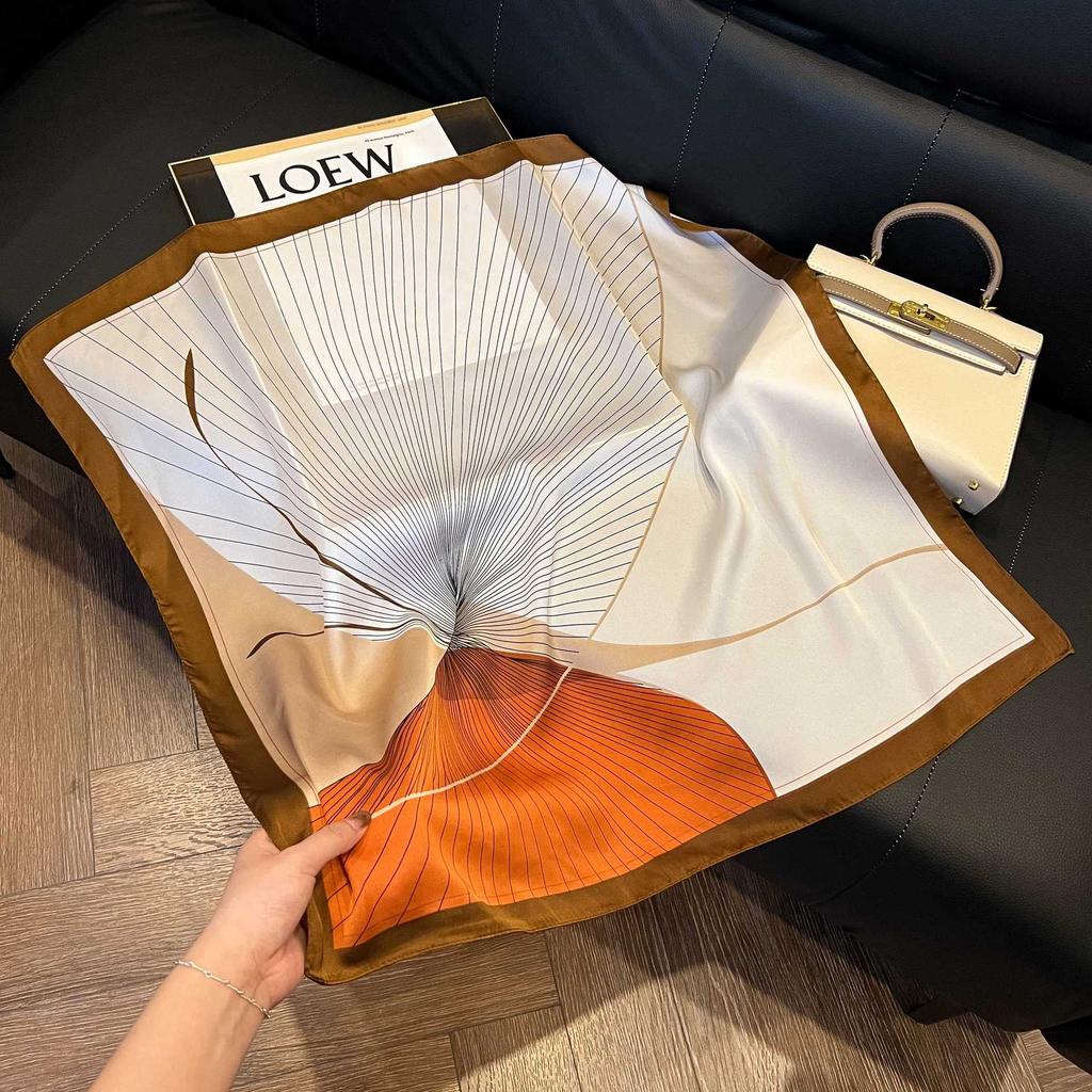 Silk scarf oil painting style fashion 71 simulation silk square scarf ins style temperament is good to match decorative silk scarf professional scarf