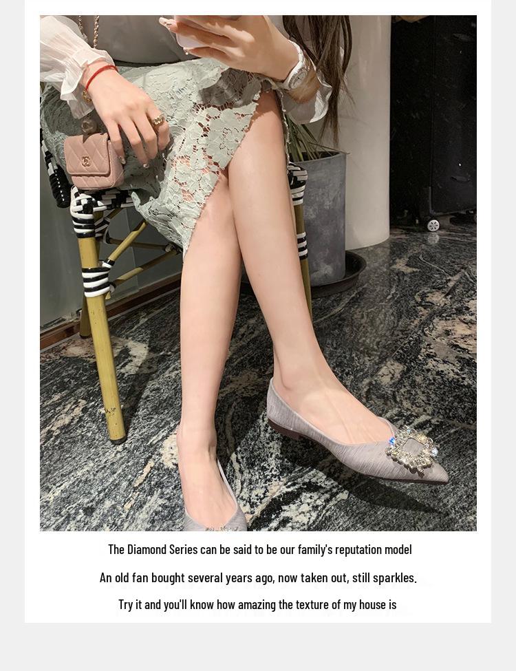 Студия Grape Mom: Весенние французские балетки с острым носком и стразами для женщин