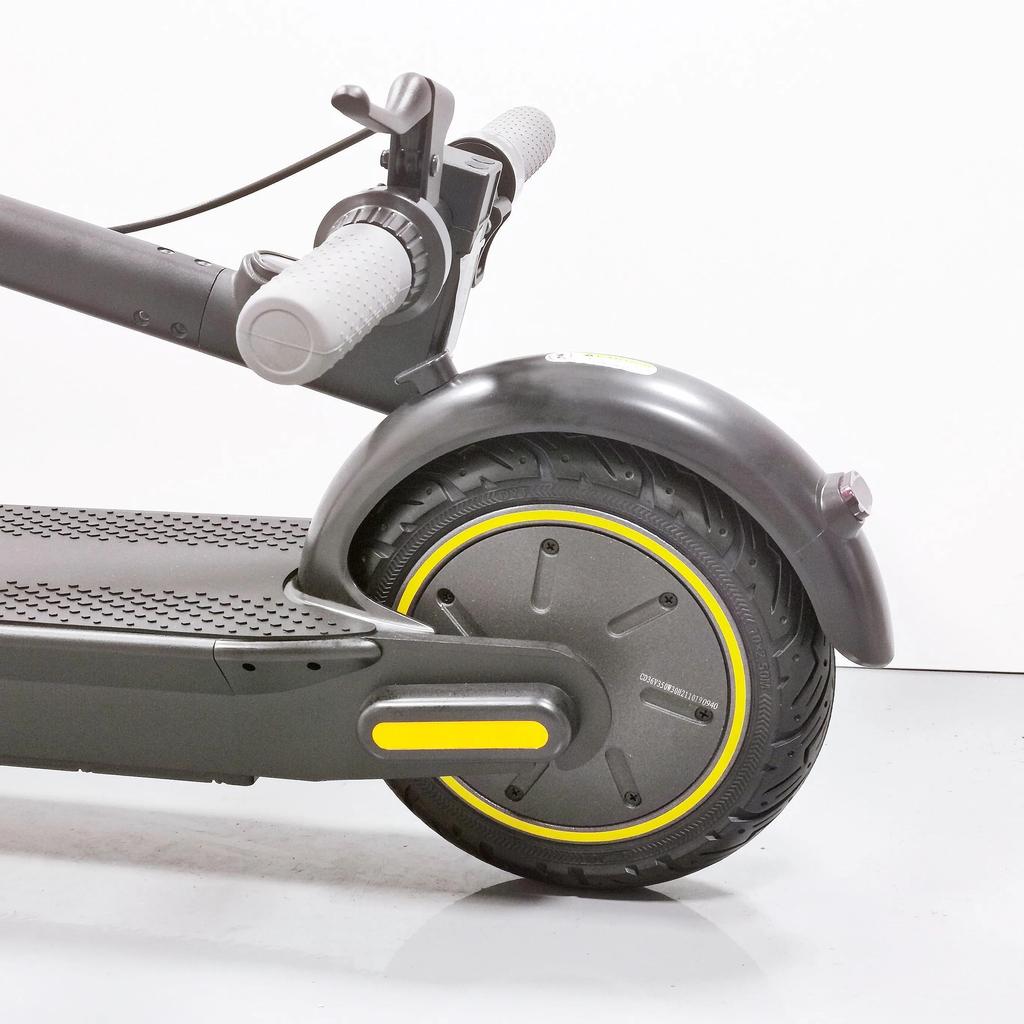 EMOKO HT-T4 MAX electric scooter with suspension system, 10 inch city road tires, 500W 36V15AH battery EU warehouse
