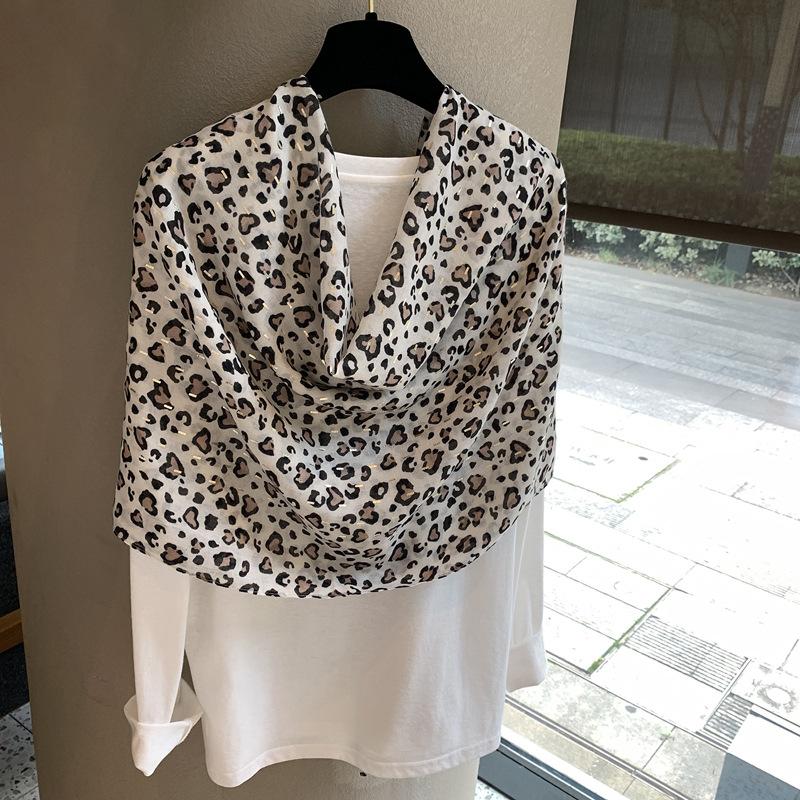Sweet And Cool Love Leopard Print Bronzing Silk Scarf Spring And Autumn Versatile Light And Breathable Scarf Sunscreen Shawl Outer Silk Scarf