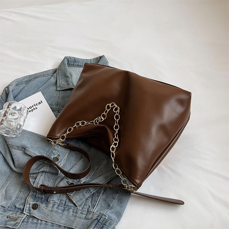 High Quality Women Chain Shoulder Bag Texture Soft PU Crossbody Bags Fashion Female Large Capacity Handbags Trends