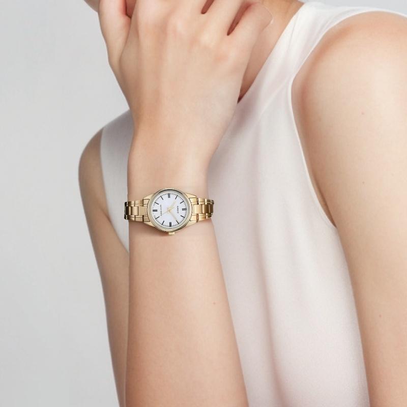 Casio Casual Fashionable Quartz Watch Women Watches White LTP-V005G-7AUDF