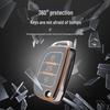 Премиальный чехол для ключа Hyundai: Mistra, Elantra, ix35, Santa Fe, ix25 - Защитный чехол с полной оберткой с золотой окантовкой.