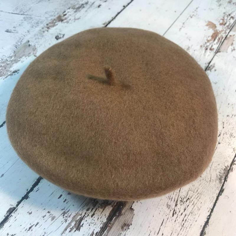 Female Beret Painter's Hat Vintage British Casual Hat Autumn and Winter Wool Bud Versatile Hat