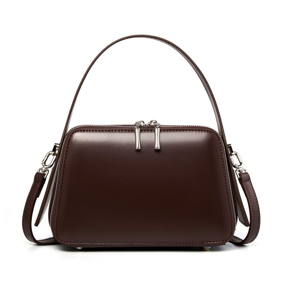 Кожаная сумка-мессенджер для通勤, маленькая квадратная сумка, универсальная портативная женская сумка, нишевый дизайн, сумка на плечо