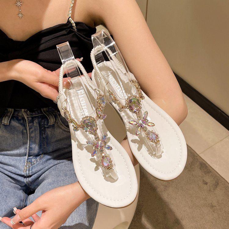 New Arrived Summer Flats Sandals Women Crystal Clip Toe Slippers Trend Luxury Brand Ladies Shoes Beach Causal Slides