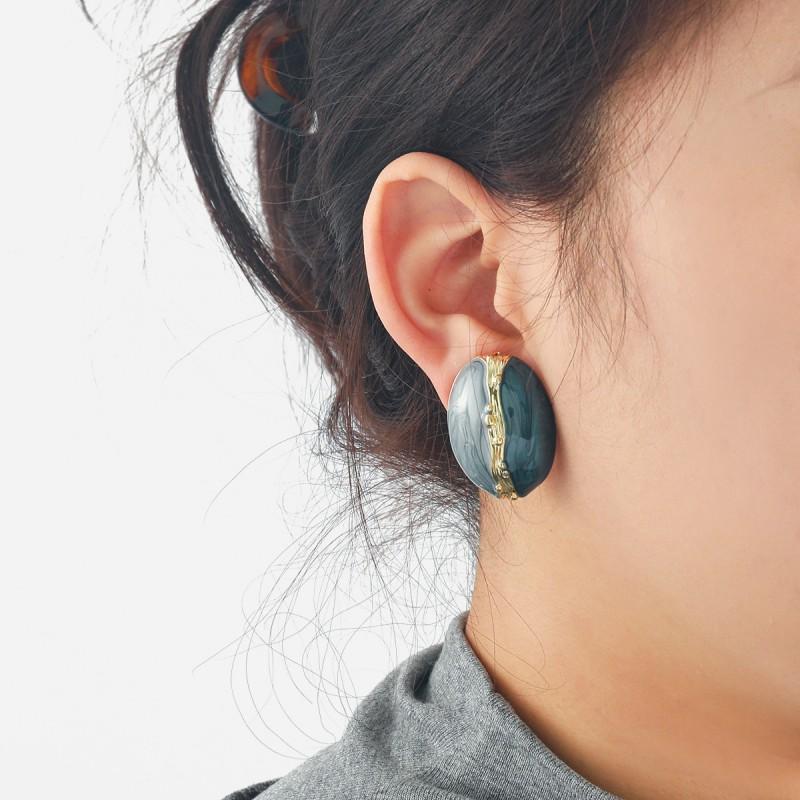 Minimalist Geometric Round Stud Earrings Women Alloy Drop Painted Design Fashion OL Style 2025