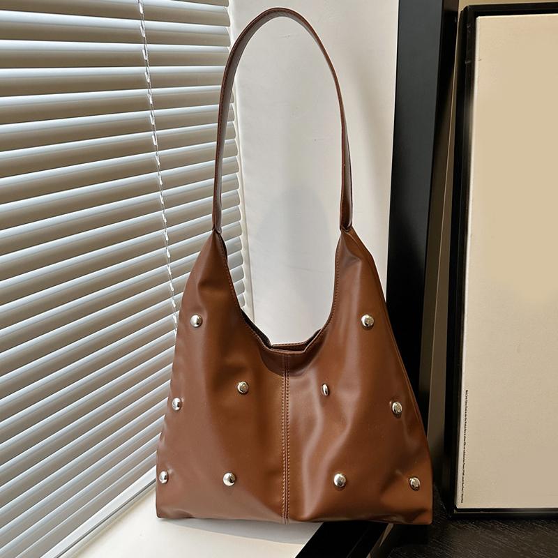 Панк Стиль Украшенная Двусторонняя Круглая Сумка-Ведро с Заклепками, Нишевая Роскошная Сумка, Шикарная Женская Подмышечная Сумка Большой Вместимости, Сумка на Плечо KTY