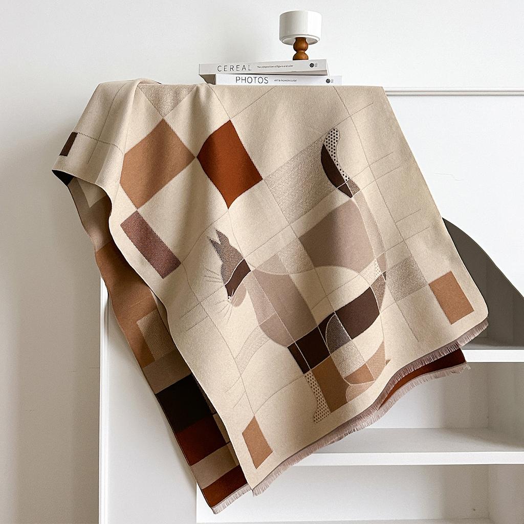 Women'S Trend Premium Temperament Shawl Scarf Imitation Cashmere High Value Design Geometric Printing Shawl