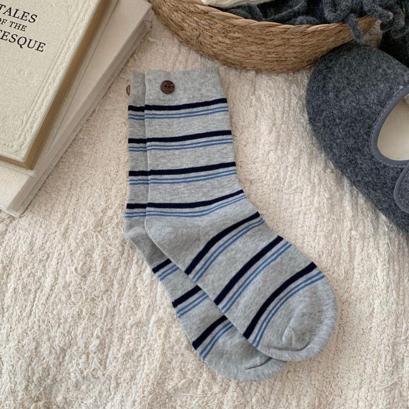 Women's Autumn Fashion New Grey Medium Tube Pile Cotton Socks