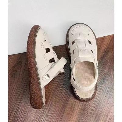 Модные женские сандалии летние новые модные мягкие баотоу ретро полые толстые подошвы плетеные удобные пляжные тапочки