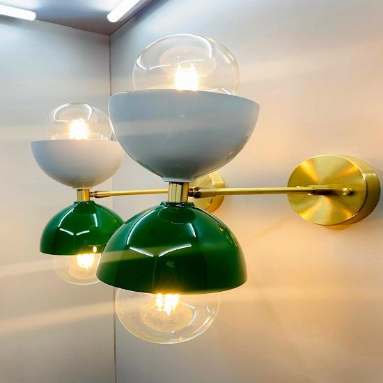 Пара настенных бра Diabolo с латунными акцентами | Итальянский дизайн 1950-х годов | Изготовленный на заказ светильник с 2 лампами для стильного домашнего освещения