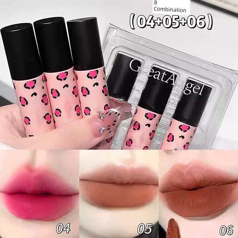 Whitening Matte Lip Mud Lip Gloss, Peach Pink Lipstick for a Natural Look, Silky Smooth, Matte, Soft Misty Finish, Non-Drying