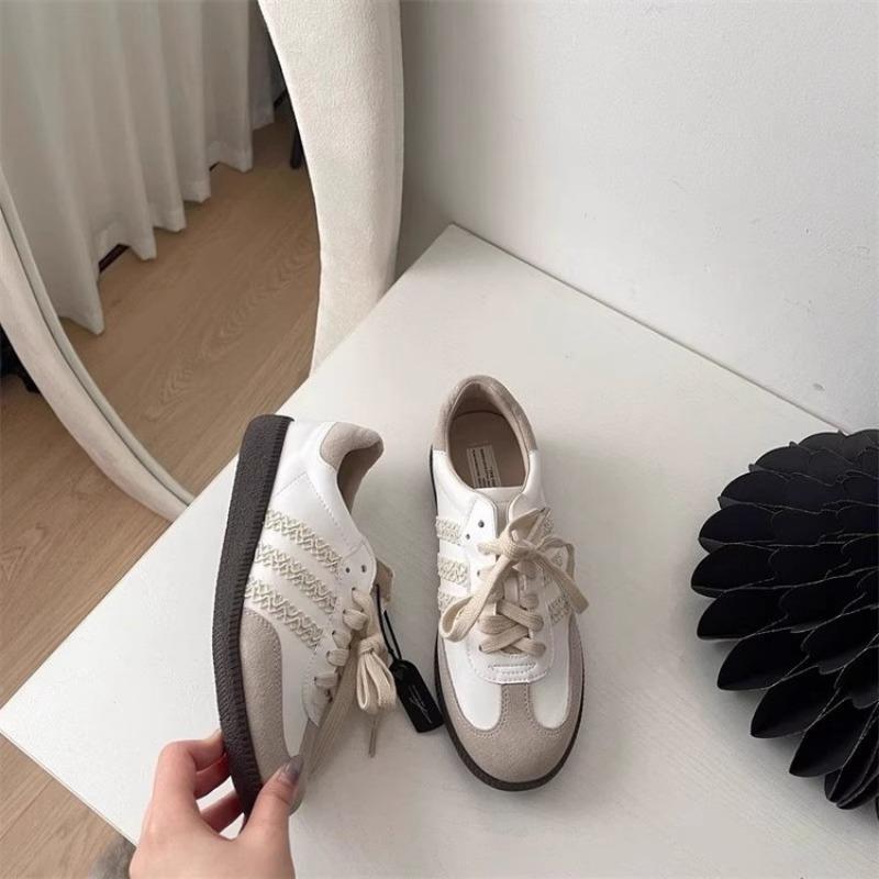Retro Lace Edged Sneakers Popular In Spring and Autumn German Training Casual Shoes Simple and Minimalist
