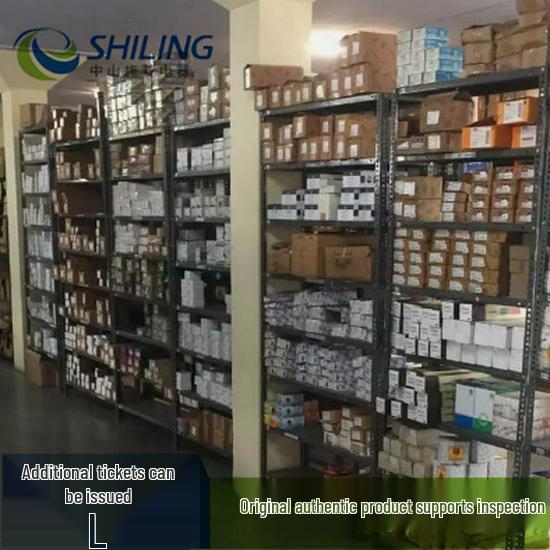 IQ12 Proximity Switch Series: Models 08NPOKW2S & 08NNOKT0S