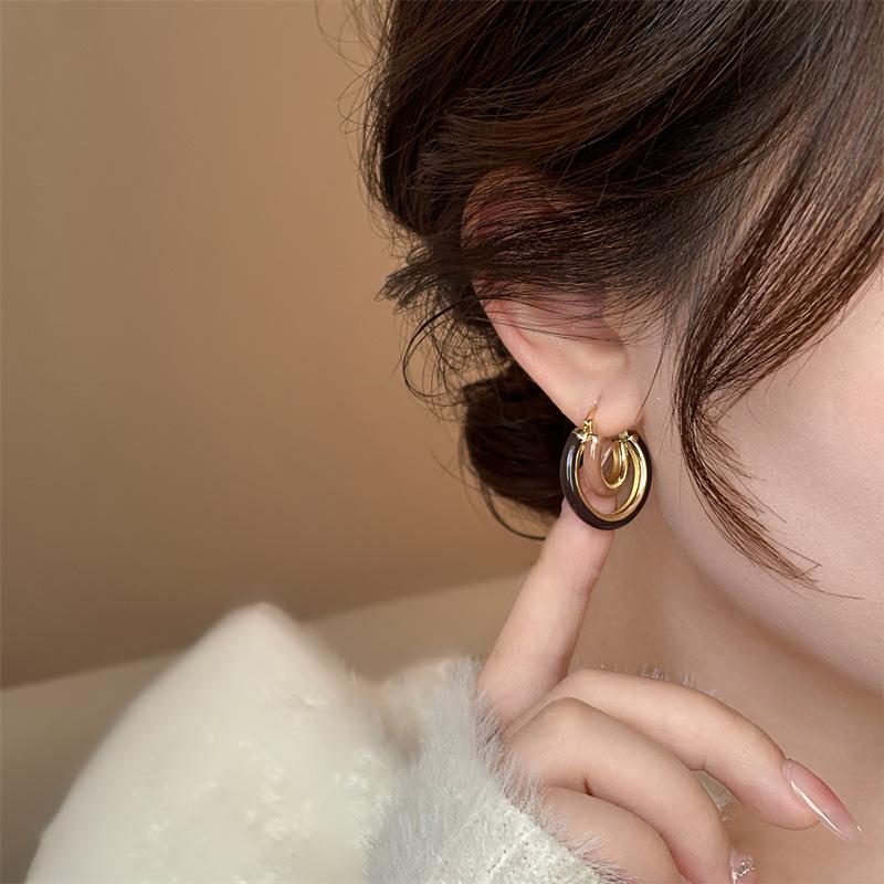 Vintage C-shaped Maillard Contrasting Ear Buckles Fashion French Court Style Earrings Vintage Antique Earrings