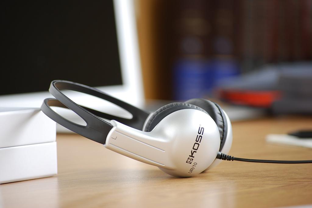 Koss UR10 Stereo Headphones [item]