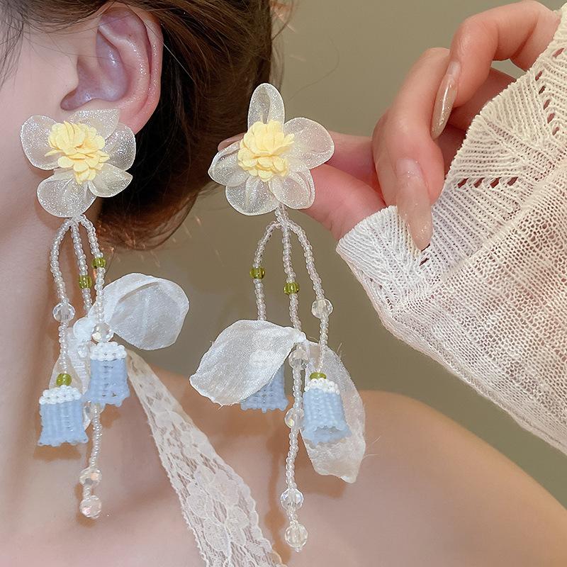 Silver Needle Super Fairy Elegant Bow Flower Stud Earrings French Light Luxury Earrings Literary Style Sweet Versatile Earrings