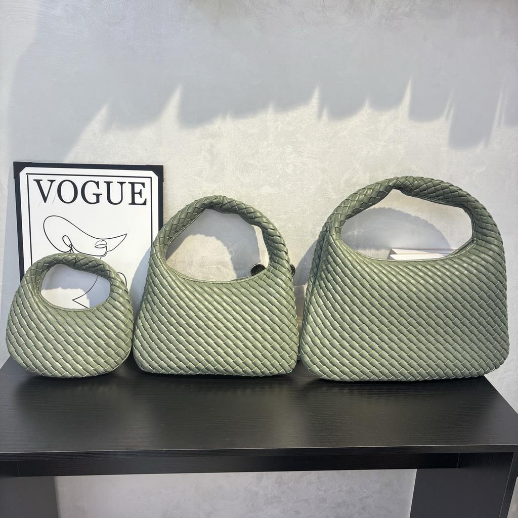 2026 Сумка женская премиальная текстура ручной вязки ручная ручка плечо кросс-боди цепь круглая сумка