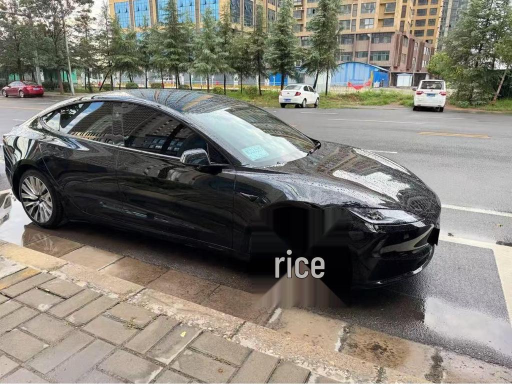 Ударопрочный колпак ступицы 18" для Model 3 Facelift 2024-2025