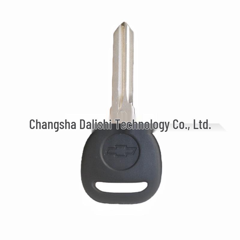 Modified Chevrolet Capaci key shell with logo, compatible chip replacement, aftermarket.