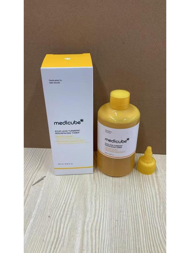 Набор коллагеновой уходовой косметики Kim Hee-sun от Medicube – Сыворотка-ампула, Сыворотка, Солнцезащитный крем, Средство для умывания, Глиняная маска