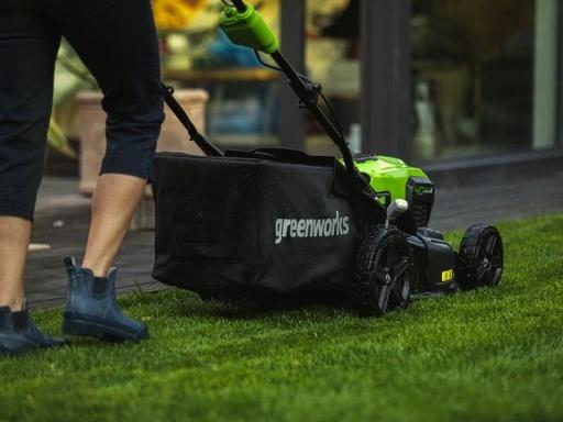 40V Kosiarka Akumulatorowa Z Napędem 46Cm Greenwor
