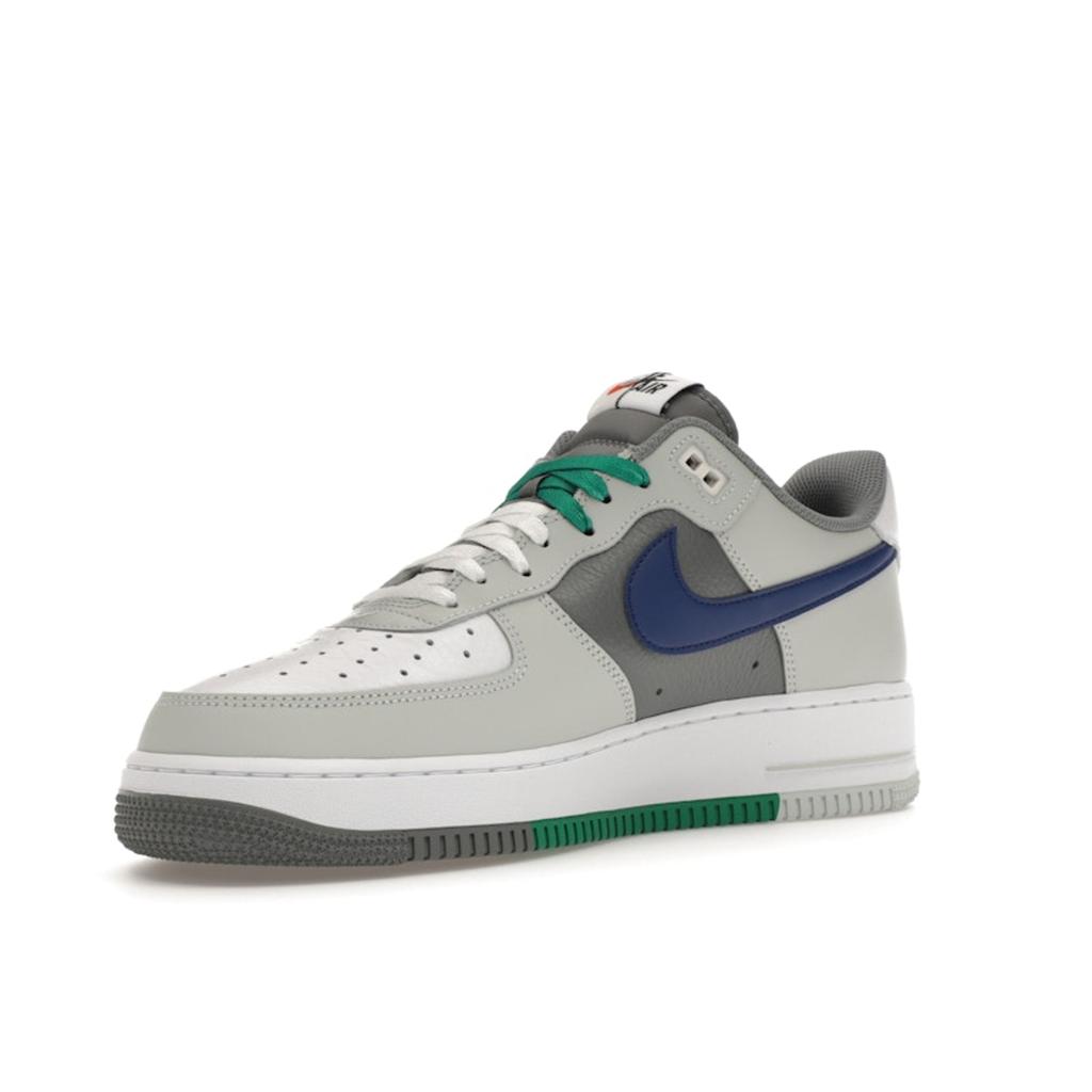 Nike Air Force 1 07 LV8 Split — светло-серебристые мужские кроссовки Deep Royal серо-белые дымчато-серые FD2592-001