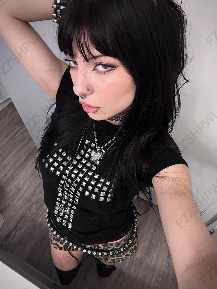 VAYLA Готическая Панк Рок Хип Хоп Женская Футболка с Коротким Рукавом Сексуальная Приталенная Шикарная Повседневная Базовая Металлический Декор Кроп-топы Y2K Эмо Одежда для Девушек