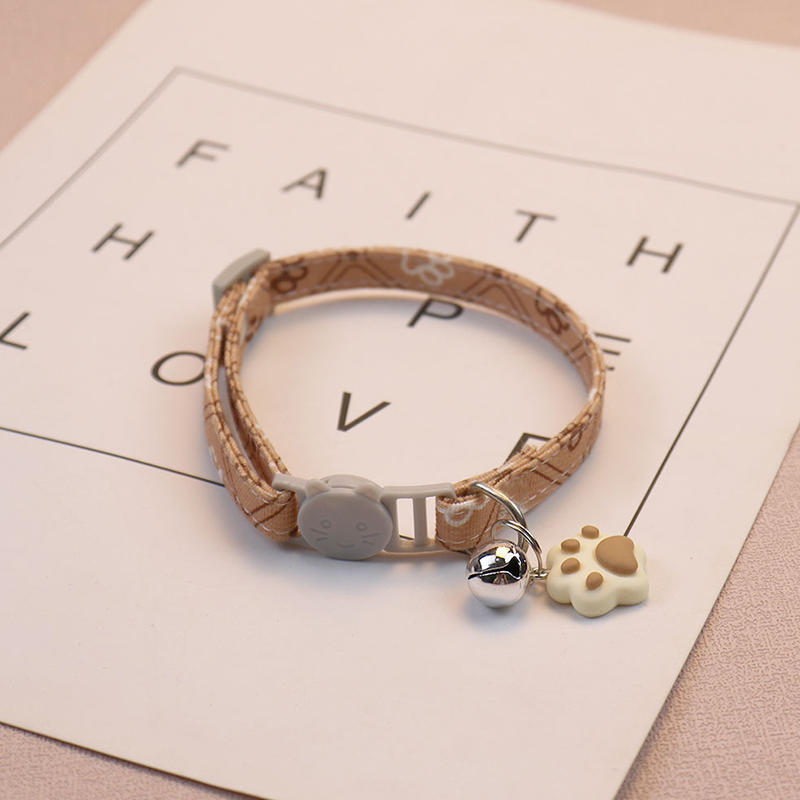 Милые и стильные кошачьи ошейники с регулируемой пряжкой и колокольчиком, ошейник для питомца, для маленьких и средних собак, высокое качество