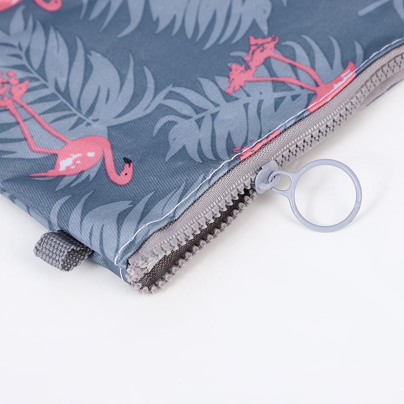 Косметичка на молнии с мультяшным принтом для хранения гигиенических прокладок, монет, наушников, ключей, карт