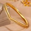 Gold Hollow Heart-Shaped Diamond-Inlaid Titanium Steel Bracelet, New European and American Style, Non-Fading, Full-Diamond Heart Clasp Bracelet for