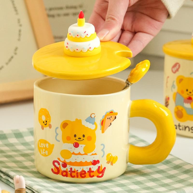 Креативная мультяшная керамическая кружка с медведем, с крышкой и ложкой, бытовая, для кофе, для пары, для воды, подарочная коробка высокой ценности