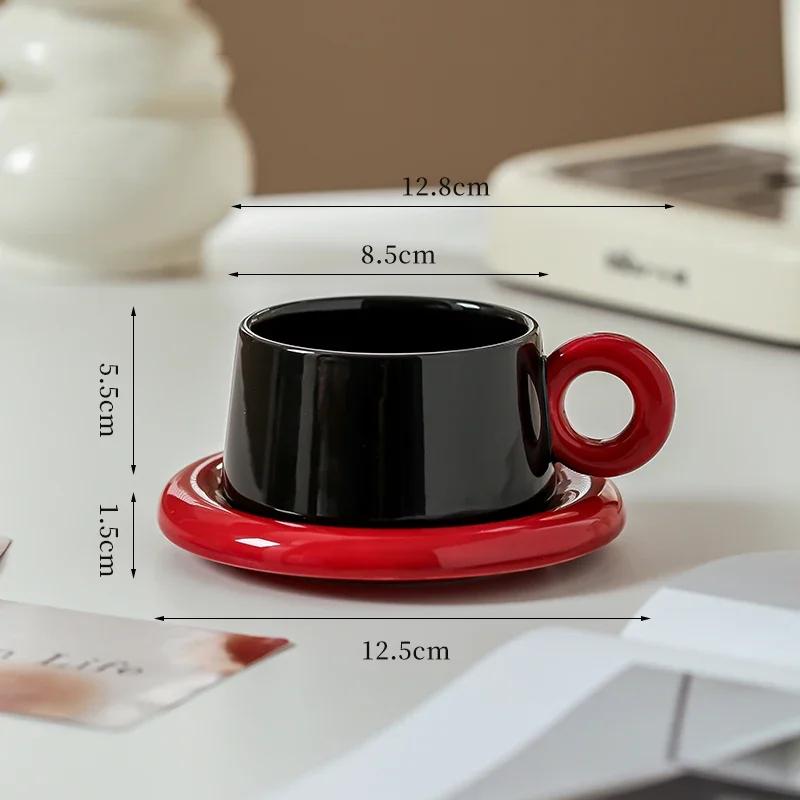 Высококачественные керамические кофейные чашки для свадьбы, домашний набор чашек для послеобеденного чая, легкие кружки для завтрака в отеле класса люкс, праздничные подарки