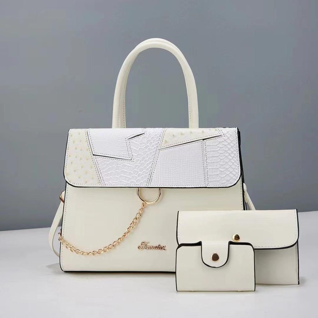 Соберите три высококачественные женские сумки. Универсальные вместительные модные сумки с цепочками для аксессуаров.