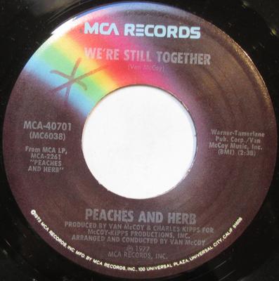 7-дюймовая пластинка PEACHES & HERB - We're Still Together MCA40701 MCA Records 1977 США Соул/Фанк Б/у