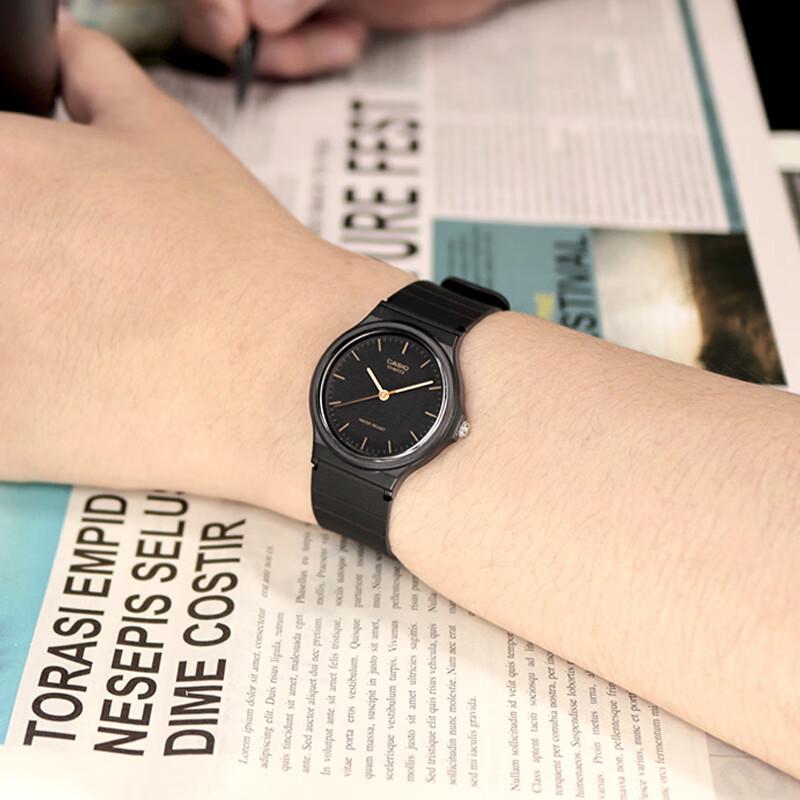 Унисекс кварцевые часы CASIO серии MQ-24