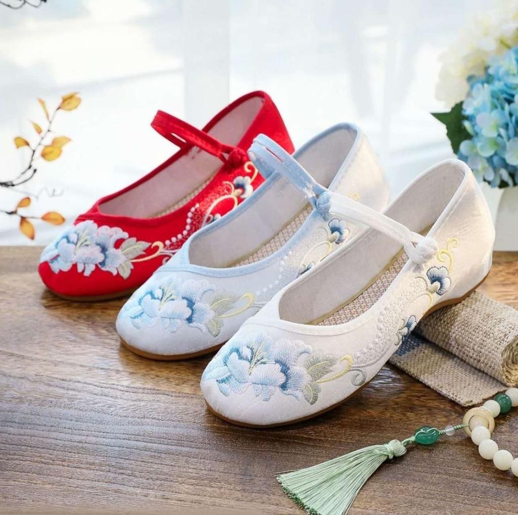 Xiaolingyue, Autumn New Han Element Mercerized Satin Retro Cheongsam Flat-bottomed Hanfu Shoes Women's Shoes