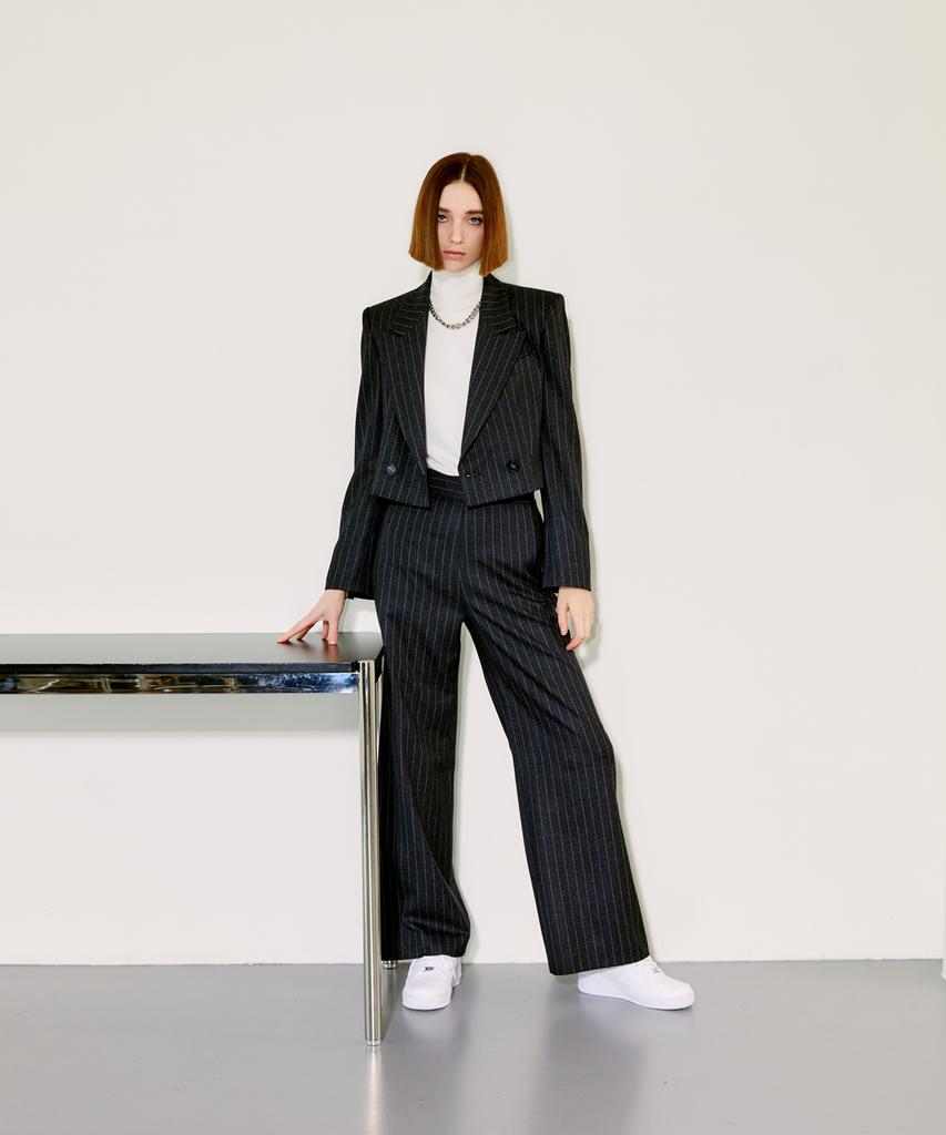 Chaenyuyog High-Waist Wide Pants [Grey]