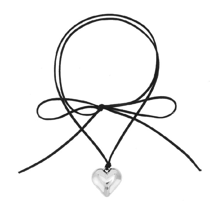 Women Necklace Big Heart Pendant Choker Necklaces Chunky-Heart Collar Chain Tie-up Jewelry Accessory for Teen Girls MIT
