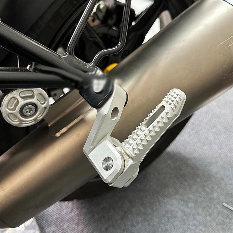 Комплект для понижения пассажирских подножек мотоцикла R Nine T Racer Универсальный комплект для понижения подножек Аксессуар для модификации