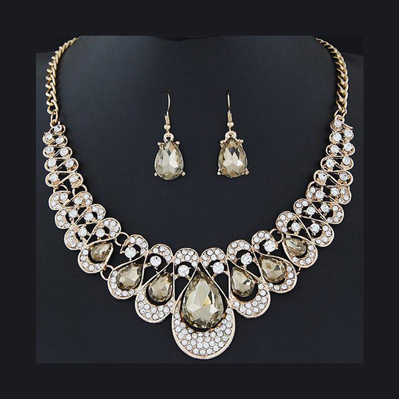 Комплект ювелирных изделий из металла, сверкающие бриллианты, ожерелье, серьги, набор для женщин, праздничные украшения, подарок