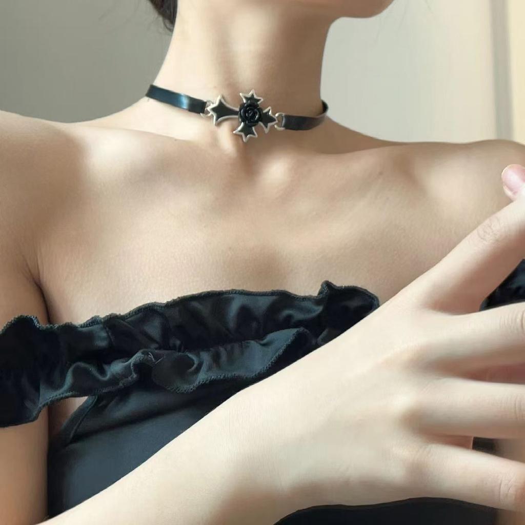 Y2K Готический Многослойный Ретро Коричневый Искусственная Кожа Заклепка Подвеска Ожерелье Женский Нежный Чокер Звезда Черное Сердце Панк Ювелирные Изделия