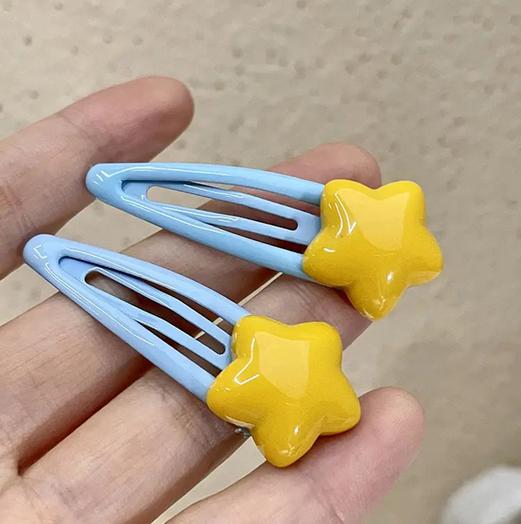 Заколки для волос с мультяшными звездами, нескользящие, пластиковые, подходят в качестве подарка на праздники и Рождество.